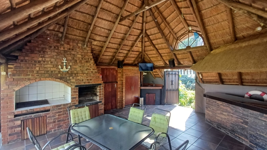 6 Bedroom Property for Sale in Kosmos North West